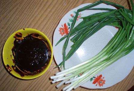 小葱蘸酱