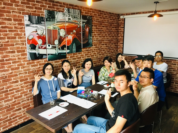 沙龙分享交流会之有趣的灵魂相互碰撞,不同的世界相互观赏