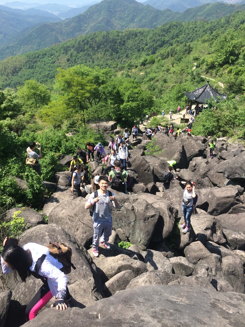 清明节4.5赏千亩梯田,攀冰川遗址—覆卮山石浪群