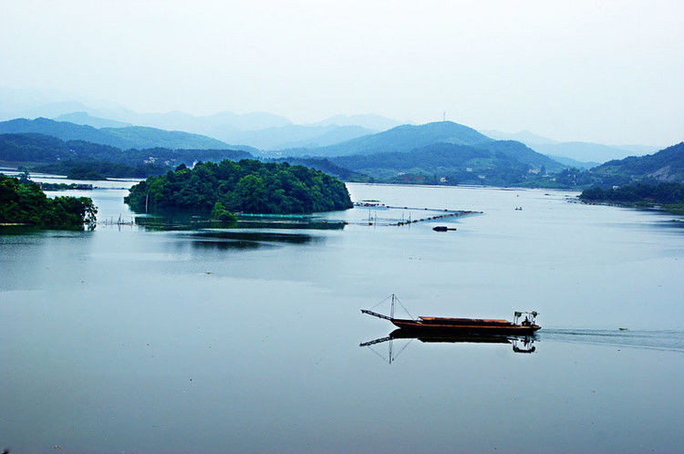 2014年06月29日 每天08:00-21:00 地点: 长沙 开福区 湘乡水府庙景区