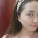饲猫少女