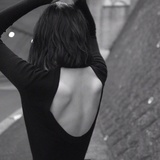 。