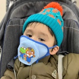 主驾驶的小黑