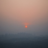 灰与橙
