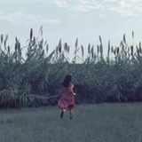 笑嘻嘻的张女士