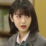 殷素素