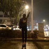 乖怪行人