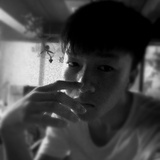 何舒翼