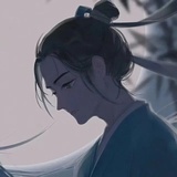 闲坐数流萤