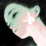 借故松开我的手