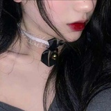 烦恼的白天鹅