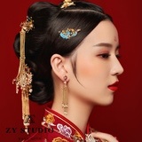 曾云化妆造型