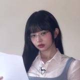 想咬你胳膊肉啊