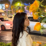 桥边红药