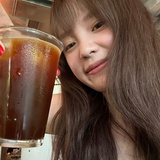 躺在你的衣柜