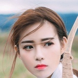 风中百合