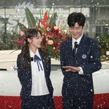 屋外雨潺潺