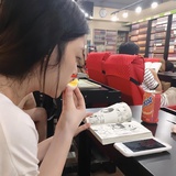 不要拍我肩膀