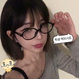 六女一