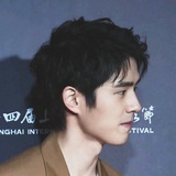 刘昊然LEO