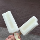 下雨咬口冰棍🫰