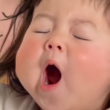就一女的