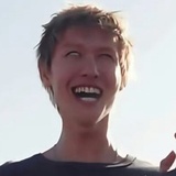 登陆少女金俊奎