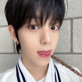 둥둥