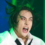 哭不过三沈敬实