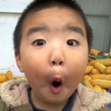 留胡子的小朋友