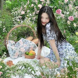草莓小姐姐