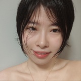 小茶°