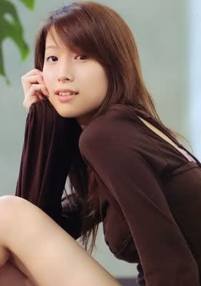 Ami Koshimizu Ami Koshimizu