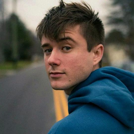 亚历克·本杰明 Alec Benjamin