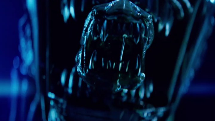 预告片 (中文字幕)